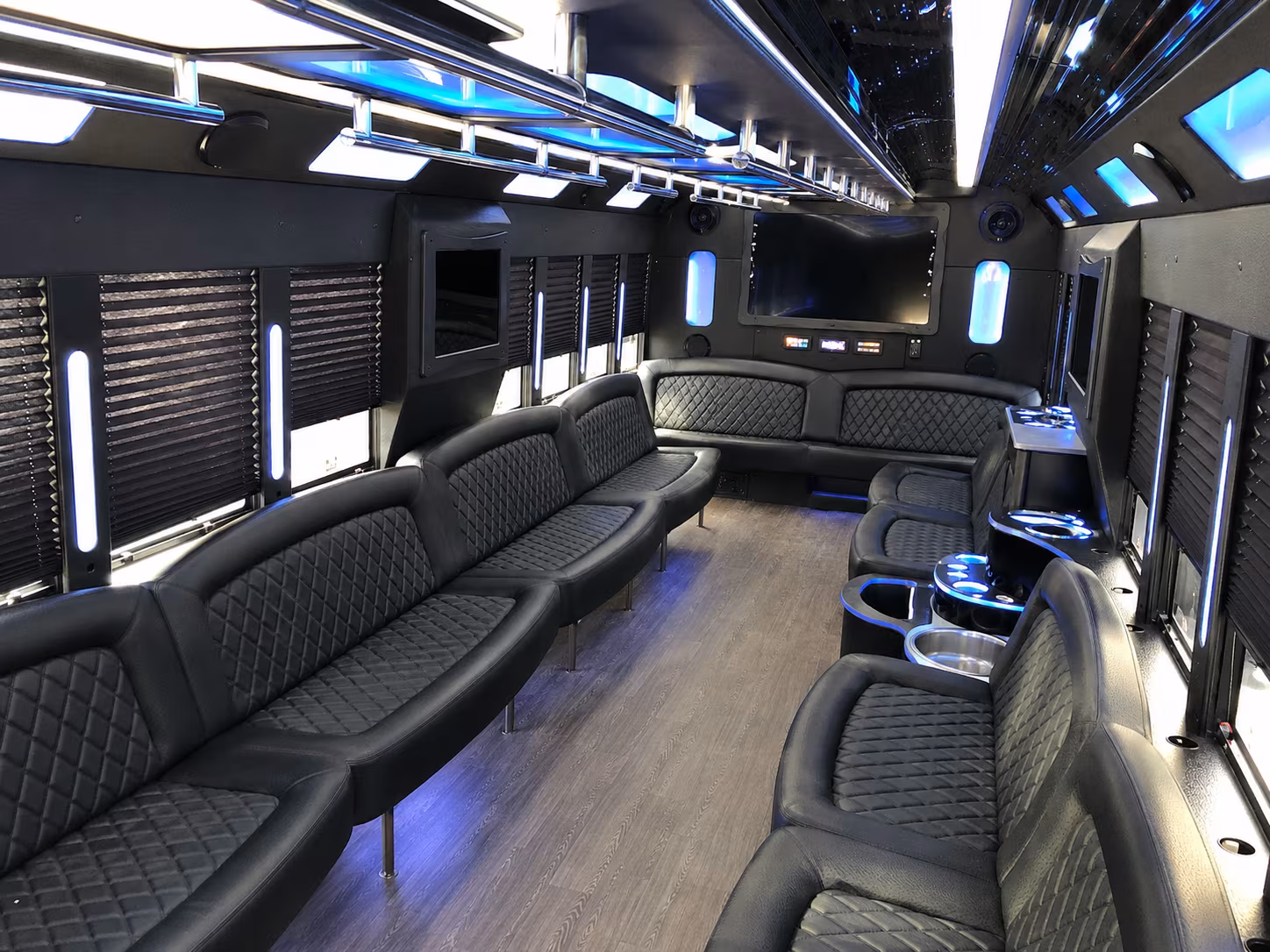 bachelorette and birthday party buses through downtown tuscaloosa
