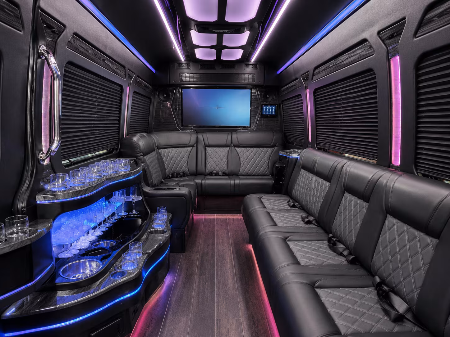 bus rentals for bands and performers traveling through tuscaloosa