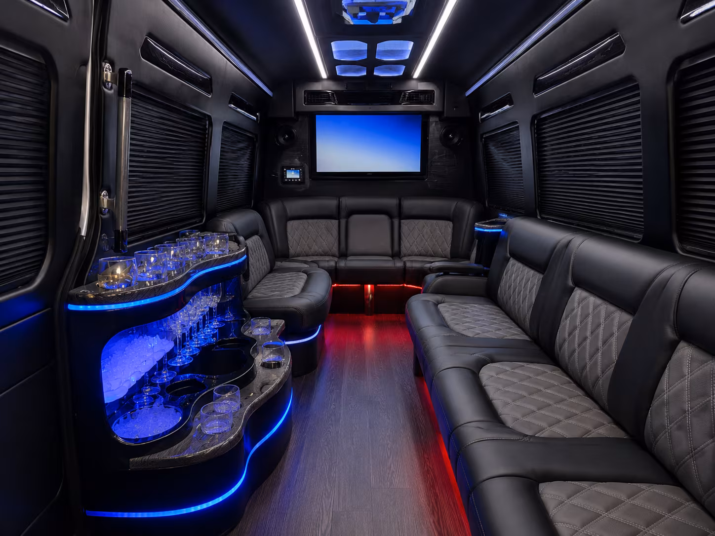 bus rentals for corporate retreats and team events around tuscaloosa