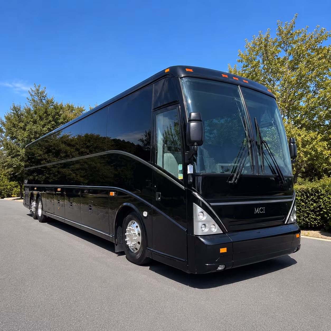 charter buses for arts theatre and cultural field trips near tuscaloosa