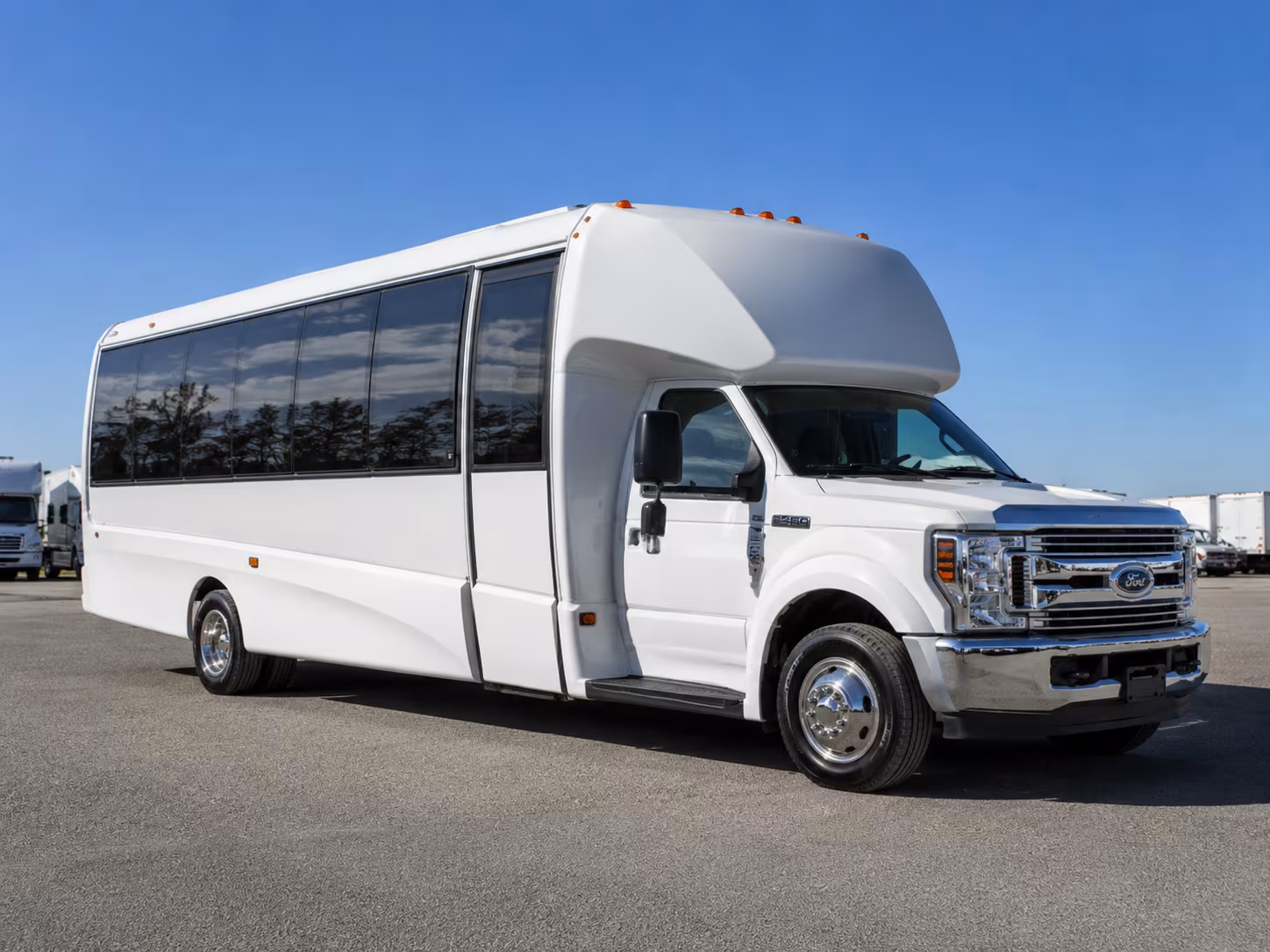 school field trip and educational buses in tuscaloosa