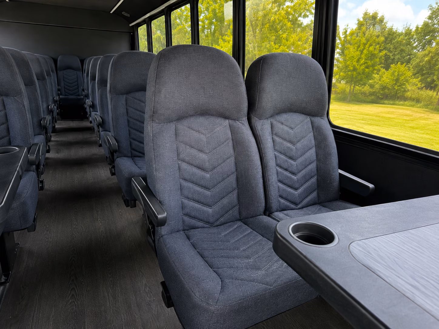 shuttle buses between tuscaloosa hotels and wedding venues