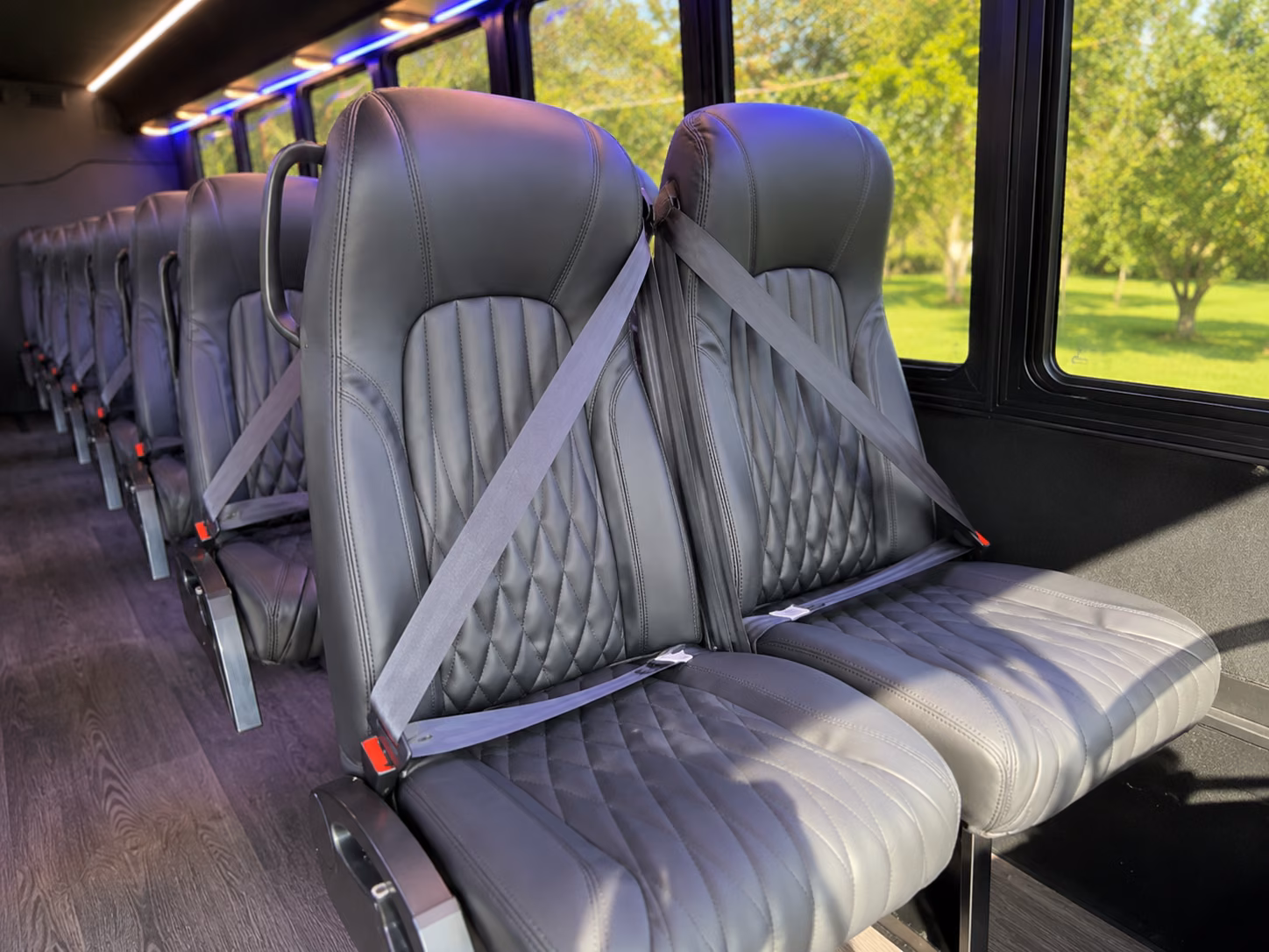 tuscaloosa 18 passenger minibus interior