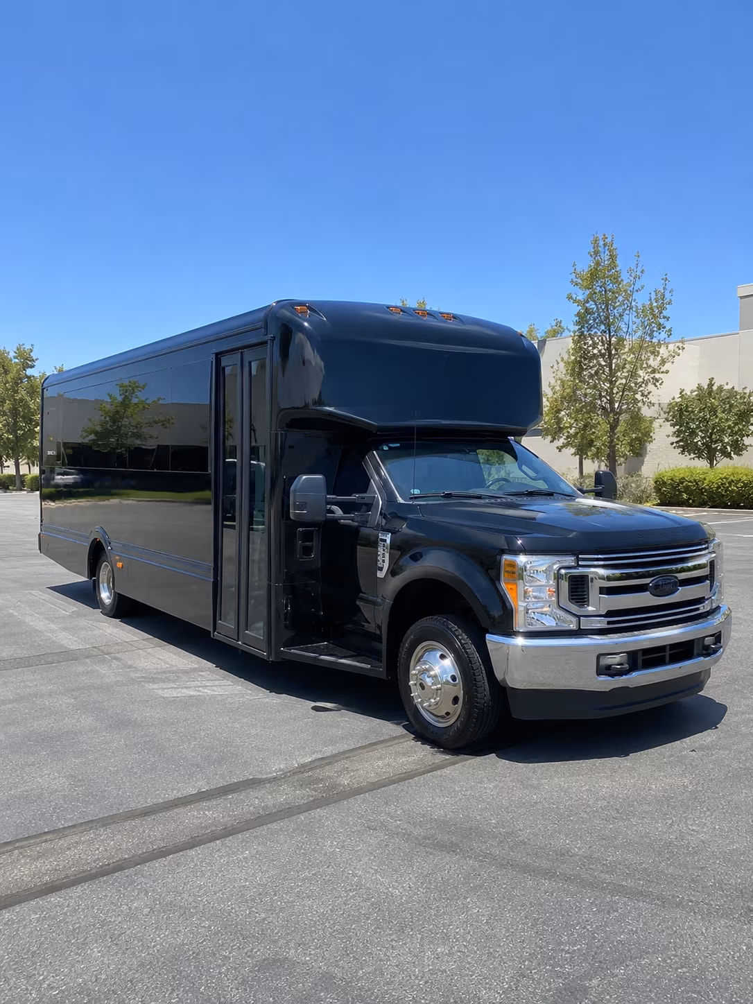 tuscaloosa holiday party bus rental