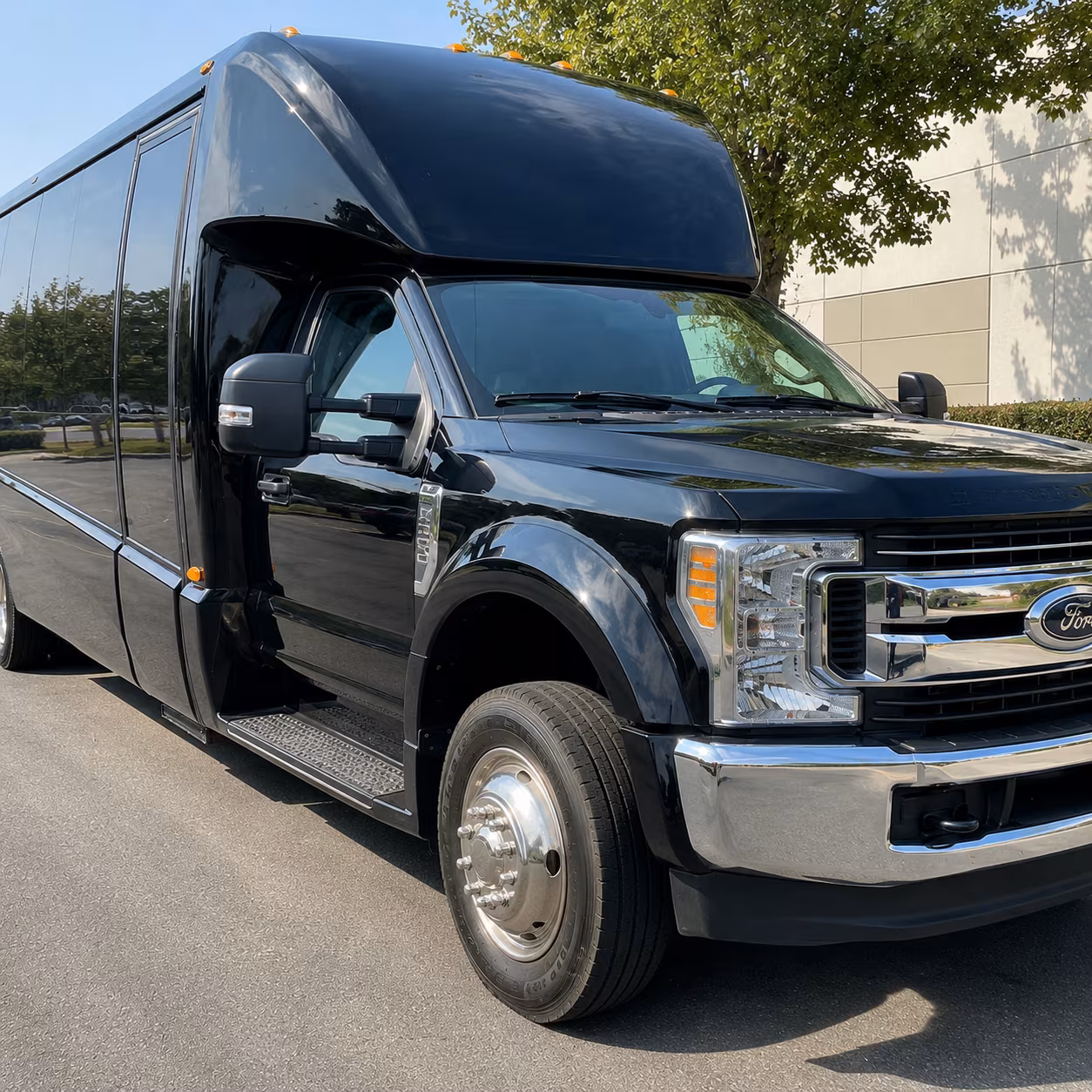 tuscaloosa sporting event transportation onboard seating