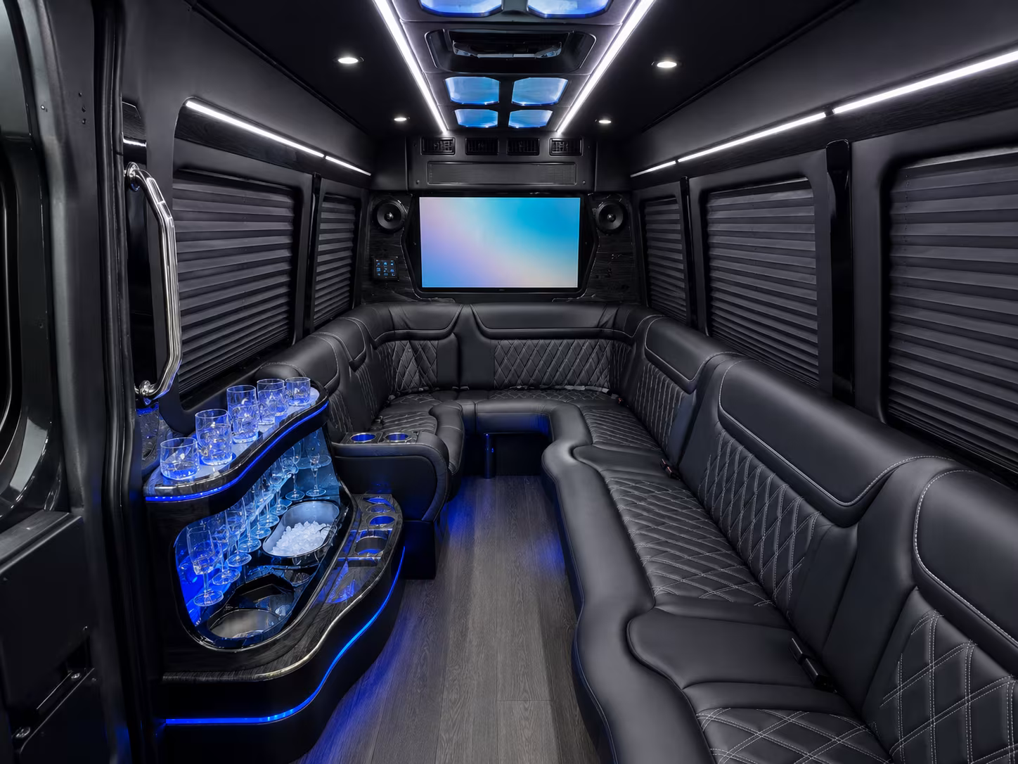 tuscaloosa sprinter limousine inside